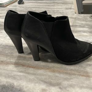 Closed toe ankle boots